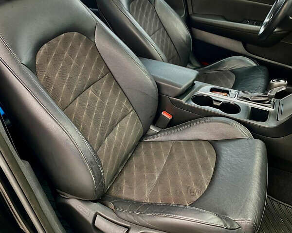 Черный Хендай Соната, объемом двигателя 2.36 л и пробегом 243 тыс. км за 10850 $, фото 34 на Automoto.ua