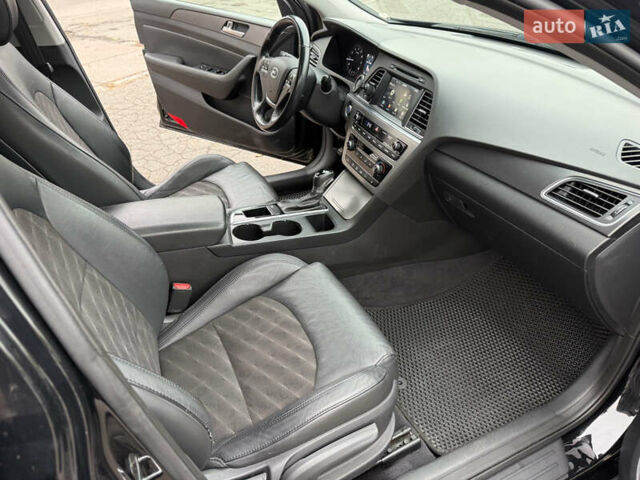 Черный Хендай Соната, объемом двигателя 2.36 л и пробегом 104 тыс. км за 11999 $, фото 25 на Automoto.ua