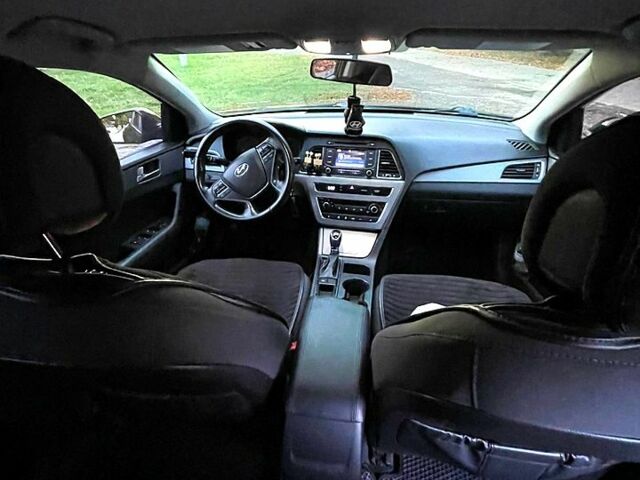 Черный Хендай Соната, объемом двигателя 2.4 л и пробегом 190 тыс. км за 8500 $, фото 7 на Automoto.ua