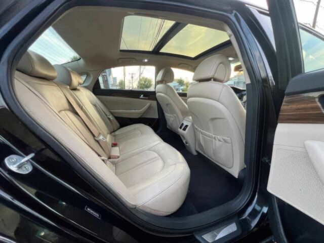 Черный Хендай Соната, объемом двигателя 2.4 л и пробегом 75 тыс. км за 8100 $, фото 12 на Automoto.ua