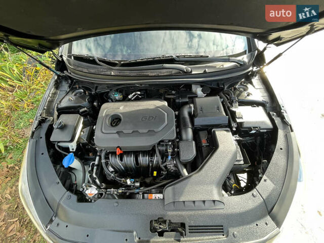 Чорний Хендай Соната, об'ємом двигуна 2.36 л та пробігом 153 тис. км за 14000 $, фото 17 на Automoto.ua