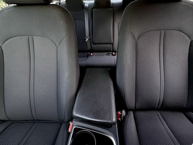 Черный Хендай Соната, объемом двигателя 0 л и пробегом 80 тыс. км за 12500 $, фото 7 на Automoto.ua