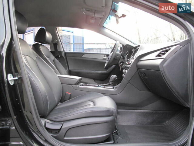 Чорний Хендай Соната, об'ємом двигуна 2 л та пробігом 370 тис. км за 13300 $, фото 40 на Automoto.ua