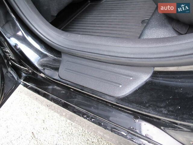Чорний Хендай Соната, об'ємом двигуна 2 л та пробігом 370 тис. км за 13300 $, фото 29 на Automoto.ua