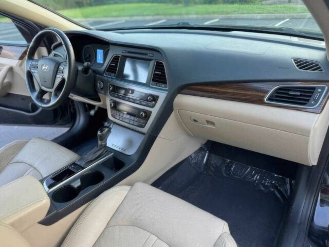 Чорний Хендай Соната, об'ємом двигуна 2.4 л та пробігом 70 тис. км за 6800 $, фото 9 на Automoto.ua