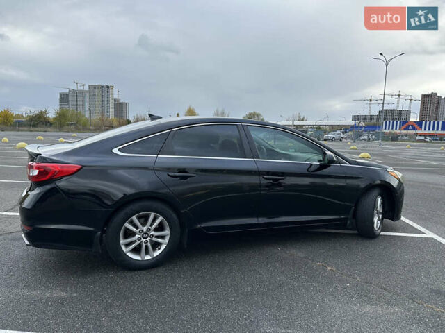 Черный Хендай Соната, объемом двигателя 2.36 л и пробегом 132 тыс. км за 12500 $, фото 5 на Automoto.ua