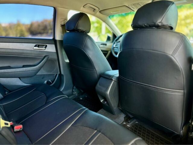 Черный Хендай Соната, объемом двигателя 2.4 л и пробегом 173 тыс. км за 11799 $, фото 13 на Automoto.ua