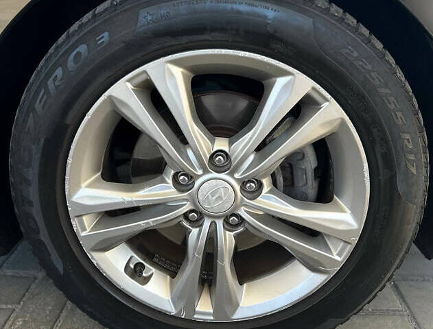 Чорний Хендай Соната, об'ємом двигуна 2.4 л та пробігом 173 тис. км за 11899 $, фото 30 на Automoto.ua