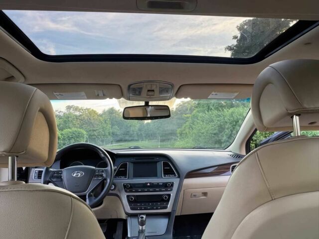 Чорний Хендай Соната, об'ємом двигуна 2.4 л та пробігом 70 тис. км за 6800 $, фото 13 на Automoto.ua