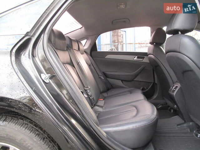 Чорний Хендай Соната, об'ємом двигуна 2 л та пробігом 370 тис. км за 13300 $, фото 46 на Automoto.ua