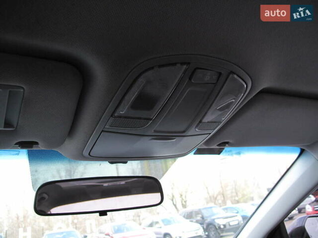 Чорний Хендай Соната, об'ємом двигуна 2 л та пробігом 370 тис. км за 13300 $, фото 80 на Automoto.ua