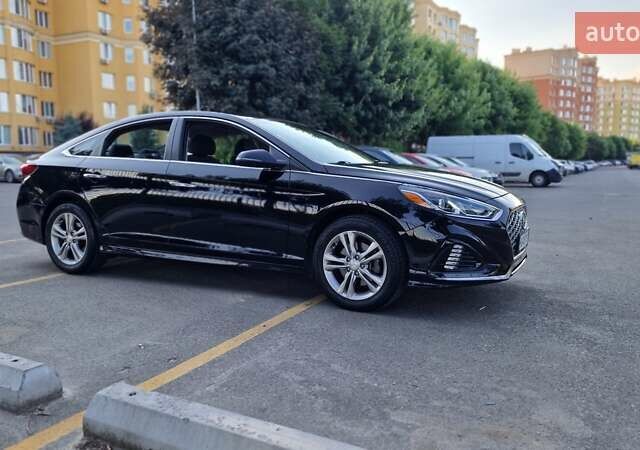 Чорний Хендай Соната, об'ємом двигуна 2.4 л та пробігом 75 тис. км за 13000 $, фото 9 на Automoto.ua