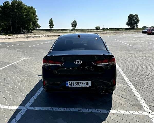 Хендай Соната 2018 в Черкассах на Automoto.ua Черный Хендай Соната, объемом двигателя 2.4 л и пробегом 62 тыс. км за 15700 $, фото 5 на Automoto.ua