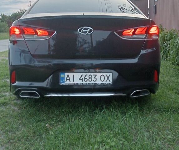 Черный Хендай Соната, объемом двигателя 2.4 л и пробегом 154 тыс. км за 13200 $, фото 4 на Automoto.ua