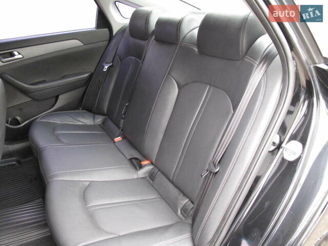 Чорний Хендай Соната, об'ємом двигуна 2 л та пробігом 396 тис. км за 14500 $, фото 49 на Automoto.ua
