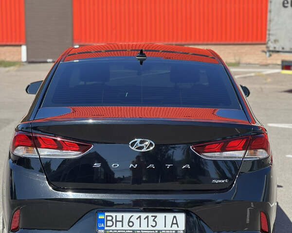 Чорний Хендай Соната, об'ємом двигуна 2.36 л та пробігом 137 тис. км за 14000 $, фото 21 на Automoto.ua
