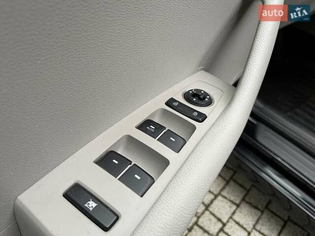 Черный Хендай Соната, объемом двигателя 2.4 л и пробегом 47 тыс. км за 14200 $, фото 14 на Automoto.ua