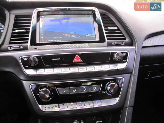 Чорний Хендай Соната, об'ємом двигуна 2 л та пробігом 396 тис. км за 14500 $, фото 35 на Automoto.ua