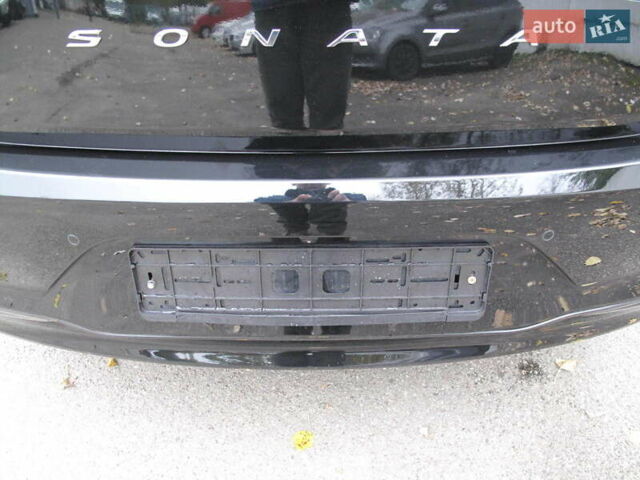 Чорний Хендай Соната, об'ємом двигуна 2 л та пробігом 396 тис. км за 14500 $, фото 12 на Automoto.ua