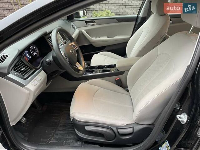 Черный Хендай Соната, объемом двигателя 2.4 л и пробегом 47 тыс. км за 14200 $, фото 15 на Automoto.ua