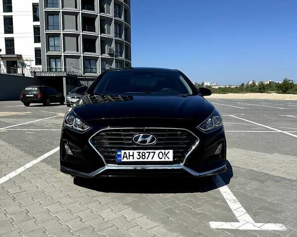 Хендай Соната 2018 в Черкассах на Automoto.ua Черный Хендай Соната, объемом двигателя 2.4 л и пробегом 62 тыс. км за 15700 $, фото 1 на Automoto.ua