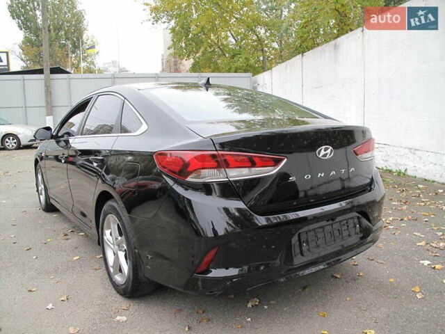 Чорний Хендай Соната, об'ємом двигуна 2 л та пробігом 396 тис. км за 14500 $, фото 8 на Automoto.ua