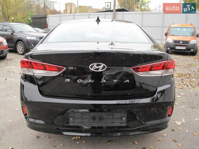 Чорний Хендай Соната, об'ємом двигуна 2 л та пробігом 396 тис. км за 14500 $, фото 9 на Automoto.ua
