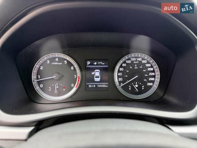 Чорний Хендай Соната, об'ємом двигуна 2.36 л та пробігом 104 тис. км за 12999 $, фото 15 на Automoto.ua
