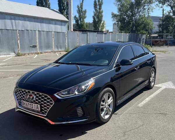 Черный Хендай Соната, объемом двигателя 2.36 л и пробегом 134 тыс. км за 14900 $, фото 2 на Automoto.ua