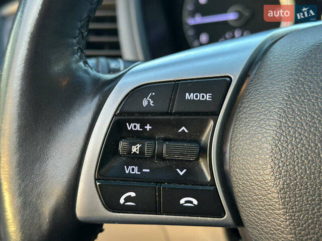 Черный Хендай Соната, объемом двигателя 2.4 л и пробегом 140 тыс. км за 13600 $, фото 27 на Automoto.ua