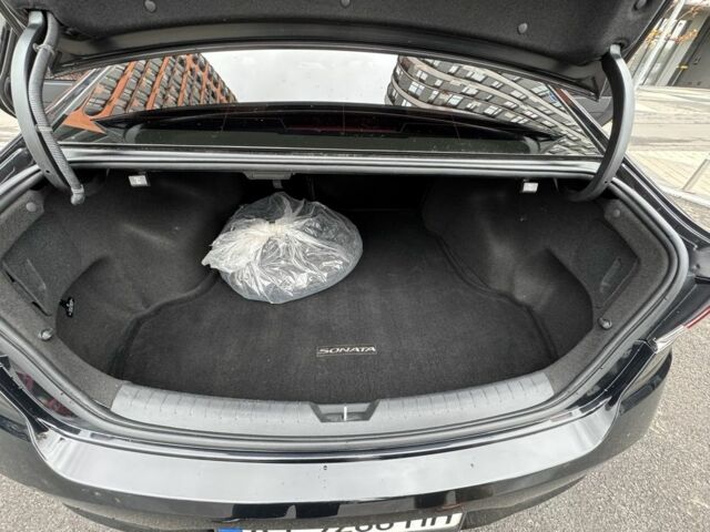 Черный Хендай Соната, объемом двигателя 2.4 л и пробегом 91 тыс. км за 10900 $, фото 18 на Automoto.ua