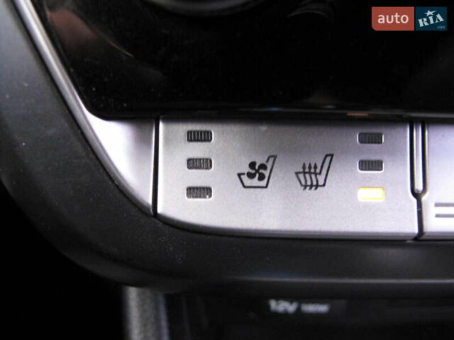 Чорний Хендай Соната, об'ємом двигуна 2 л та пробігом 396 тис. км за 14500 $, фото 33 на Automoto.ua