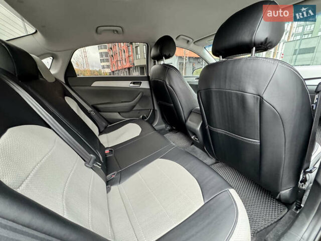 Черный Хендай Соната, объемом двигателя 2.4 л и пробегом 91 тыс. км за 11900 $, фото 38 на Automoto.ua