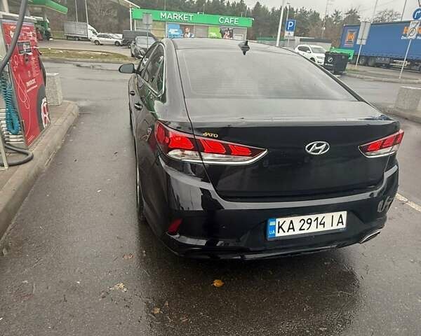 Черный Хендай Соната, объемом двигателя 2.36 л и пробегом 81 тыс. км за 12600 $, фото 5 на Automoto.ua