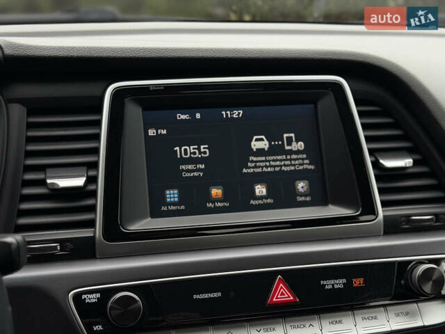 Чорний Хендай Соната, об'ємом двигуна 2.36 л та пробігом 104 тис. км за 12999 $, фото 18 на Automoto.ua