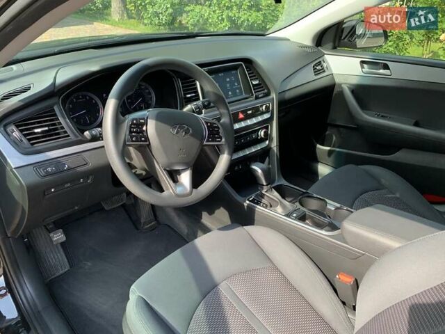 Хендай Соната 2018 в Одессе на Automoto.ua Черный Хендай Соната, объемом двигателя 2.4 л и пробегом 90 тыс. км за 15500 $, фото 8 на Automoto.ua