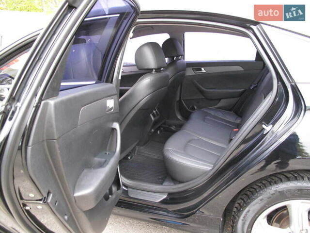 Чорний Хендай Соната, об'ємом двигуна 2 л та пробігом 396 тис. км за 14500 $, фото 45 на Automoto.ua