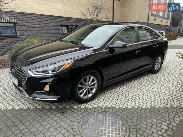 Черный Хендай Соната, объемом двигателя 2.4 л и пробегом 47 тыс. км за 14200 $, фото 3 на Automoto.ua