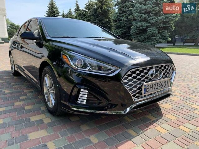 Чорний Хендай Соната, об'ємом двигуна 2.4 л та пробігом 90 тис. км за 15500 $, фото 1 на Automoto.ua