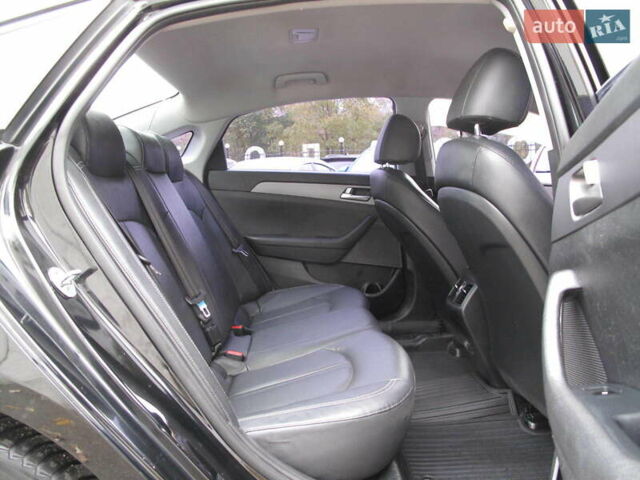 Чорний Хендай Соната, об'ємом двигуна 2 л та пробігом 396 тис. км за 14500 $, фото 63 на Automoto.ua