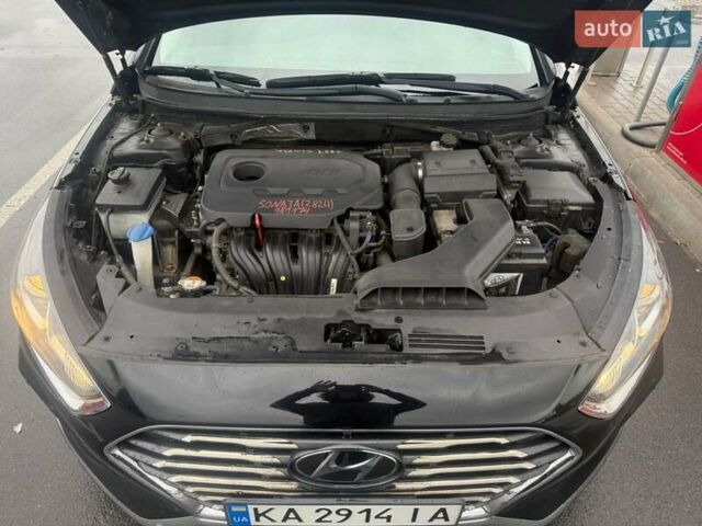 Черный Хендай Соната, объемом двигателя 2.36 л и пробегом 81 тыс. км за 12600 $, фото 9 на Automoto.ua
