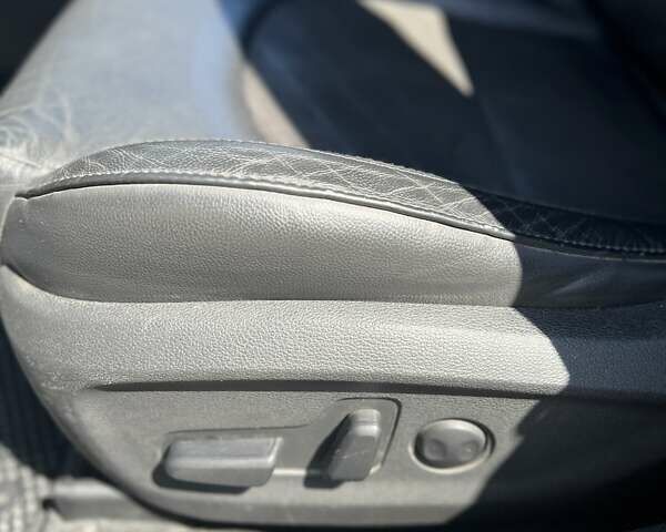 Черный Хендай Соната, объемом двигателя 2.36 л и пробегом 134 тыс. км за 14900 $, фото 18 на Automoto.ua