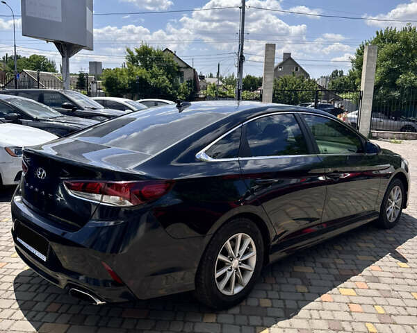 Чорний Хендай Соната, об'ємом двигуна 2.4 л та пробігом 154 тис. км за 11500 $, фото 2 на Automoto.ua