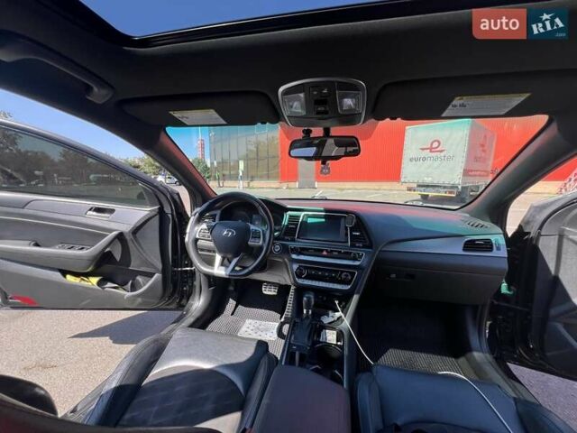 Черный Хендай Соната, объемом двигателя 2.36 л и пробегом 134 тыс. км за 14900 $, фото 10 на Automoto.ua