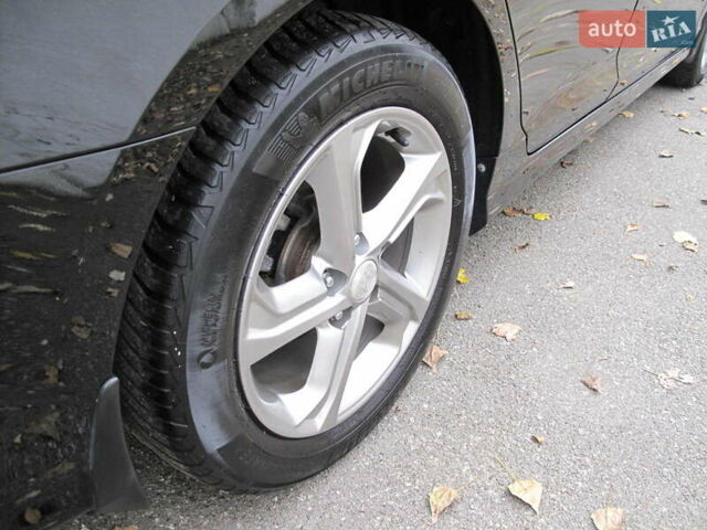 Чорний Хендай Соната, об'ємом двигуна 2 л та пробігом 396 тис. км за 14500 $, фото 67 на Automoto.ua