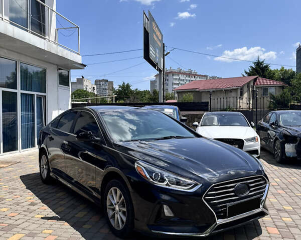 Чорний Хендай Соната, об'ємом двигуна 2.4 л та пробігом 154 тис. км за 11500 $, фото 3 на Automoto.ua