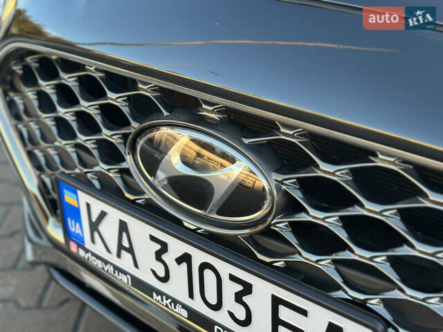 Черный Хендай Соната, объемом двигателя 2.4 л и пробегом 140 тыс. км за 13600 $, фото 14 на Automoto.ua