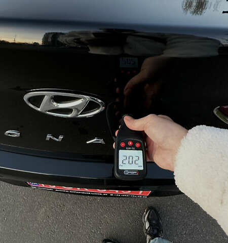 Черный Хендай Соната, объемом двигателя 2 л и пробегом 171 тыс. км за 12650 $, фото 29 на Automoto.ua