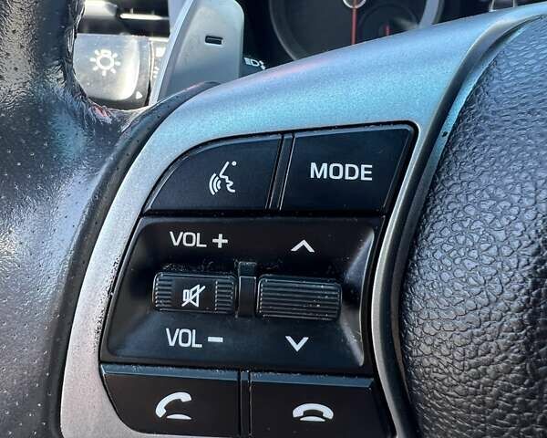 Черный Хендай Соната, объемом двигателя 2.36 л и пробегом 134 тыс. км за 14900 $, фото 13 на Automoto.ua