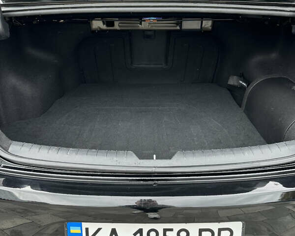 Чорний Хендай Соната, об'ємом двигуна 2 л та пробігом 100 тис. км за 15900 $, фото 14 на Automoto.ua